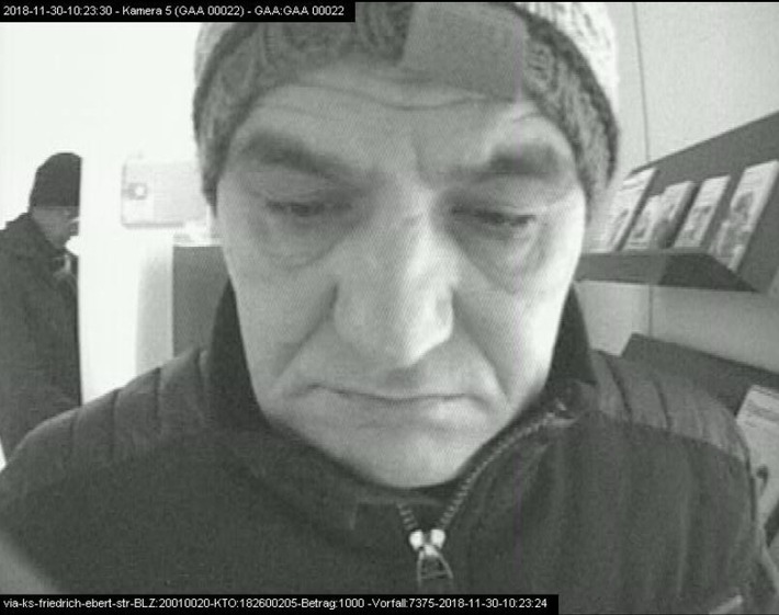 POL-DEL: LK Oldenburg: Öffentlichkeitsfahndung der Polizei nach EC-Karten-Diebstahl und missbräuchlicher Nutzung