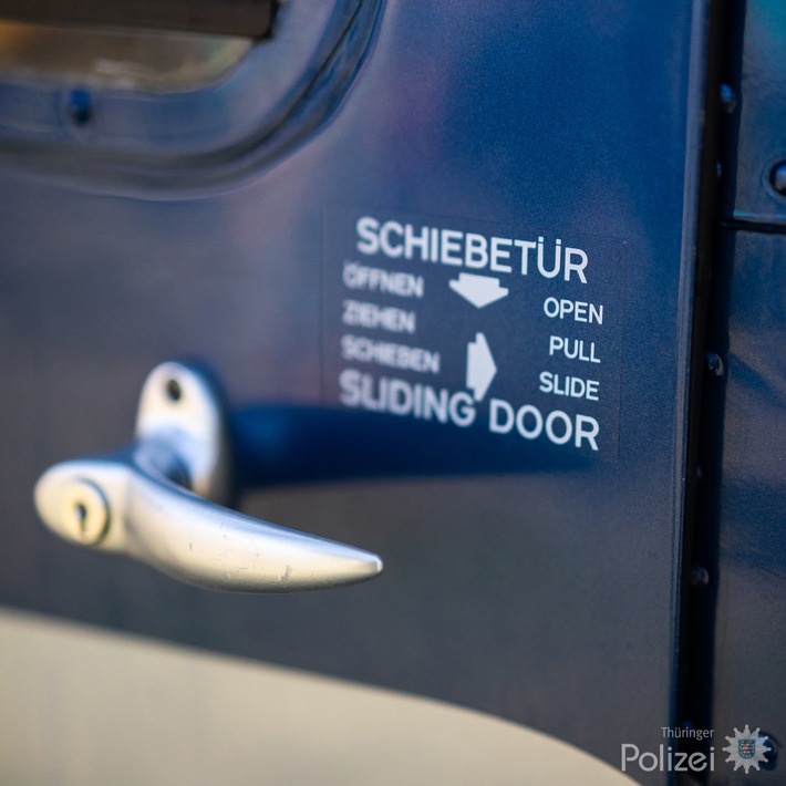 LPD-EF: BO geht, EC kommt - Innenminister übergibt Hubschrauber