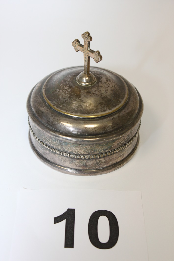 LPI-EF: Mehrere sakrale Gegenstände sichergestellt