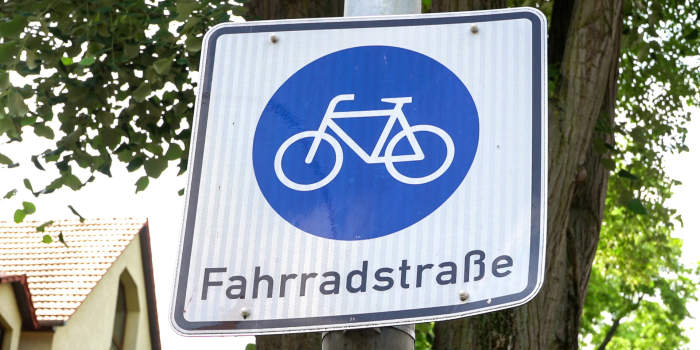 Wie Verhalten Sie Sich Richtig Radfahrer Die wichtigsten Regeln für Radfahrer im Straßenverkehr - Puffbohne.de